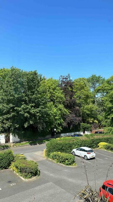 New Hmm Apartmentz - Free Parking - Beautiful Area 森德兰 外观 照片
