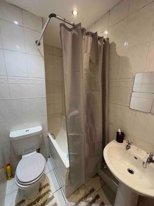 New Hmm Apartmentz - Free Parking - Beautiful Area 森德兰 外观 照片